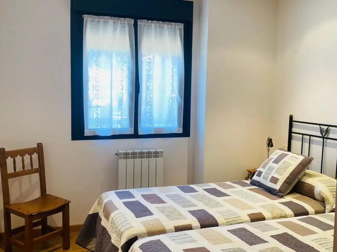 Habitación de Piso en venta en Ezcaray con Calefacción, Jardín privado y Terraza