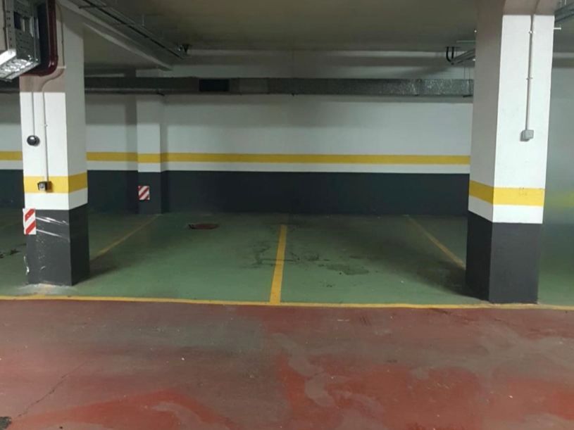 Parking of Garage for rent in  Madrid Capital
