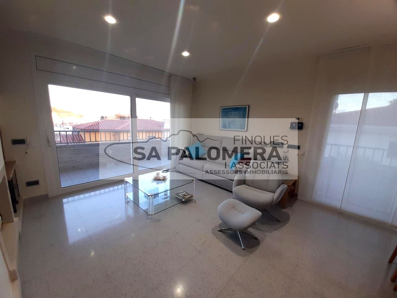 Sala d'estar de Casa o xalet en venda en Blanes amb Aire condicionat, Jardí privat i Terrassa