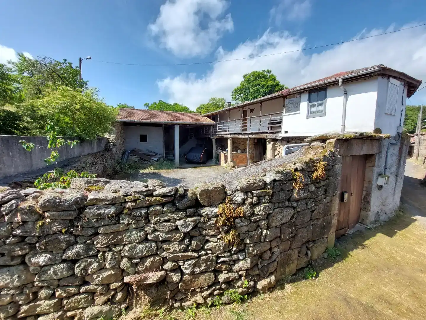 Vista exterior de Casa o xalet en venda en Verea amb Balcó