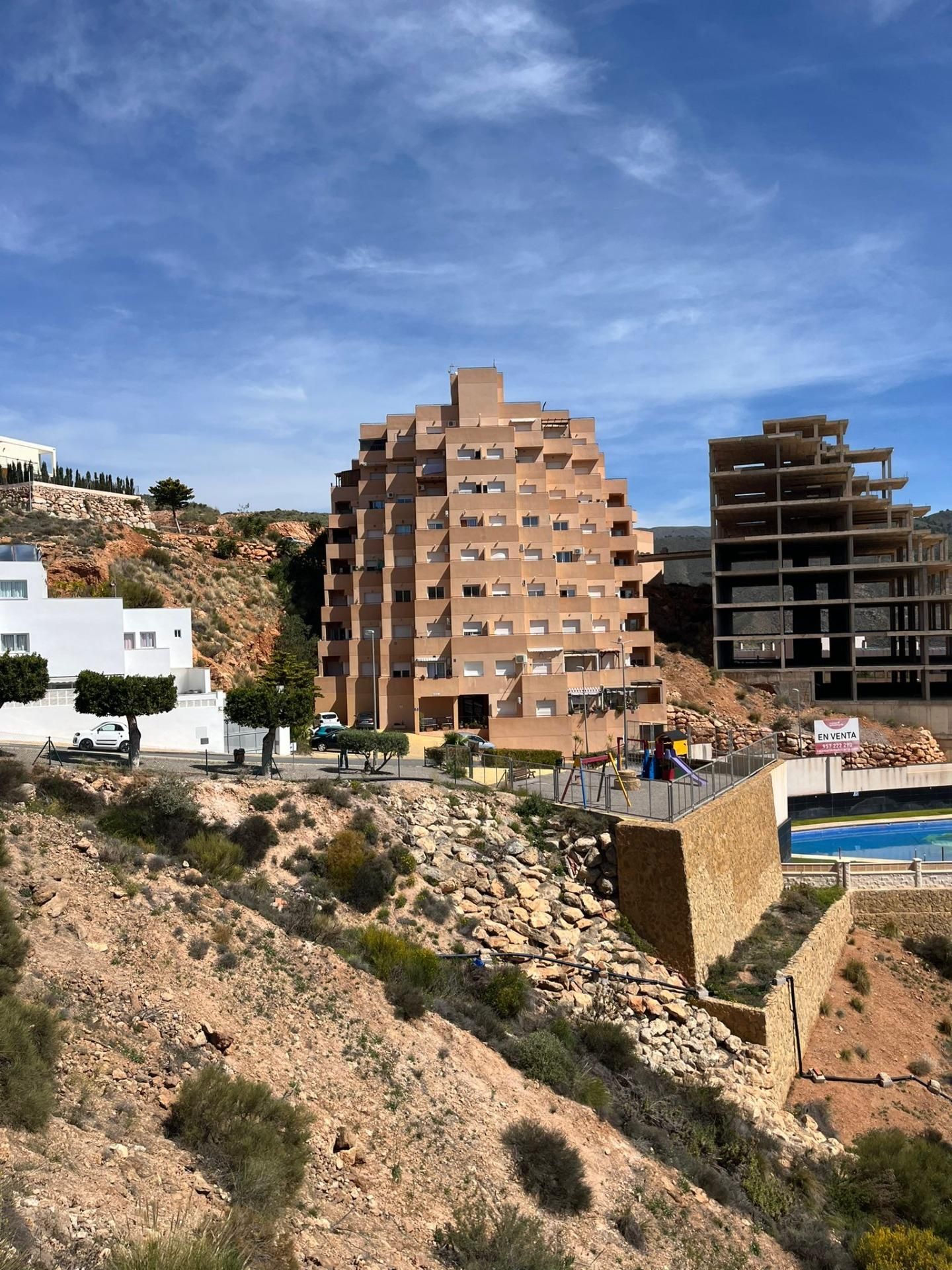 Außenansicht von Wohnung miete in Vícar mit Möbliert und Whirlpool