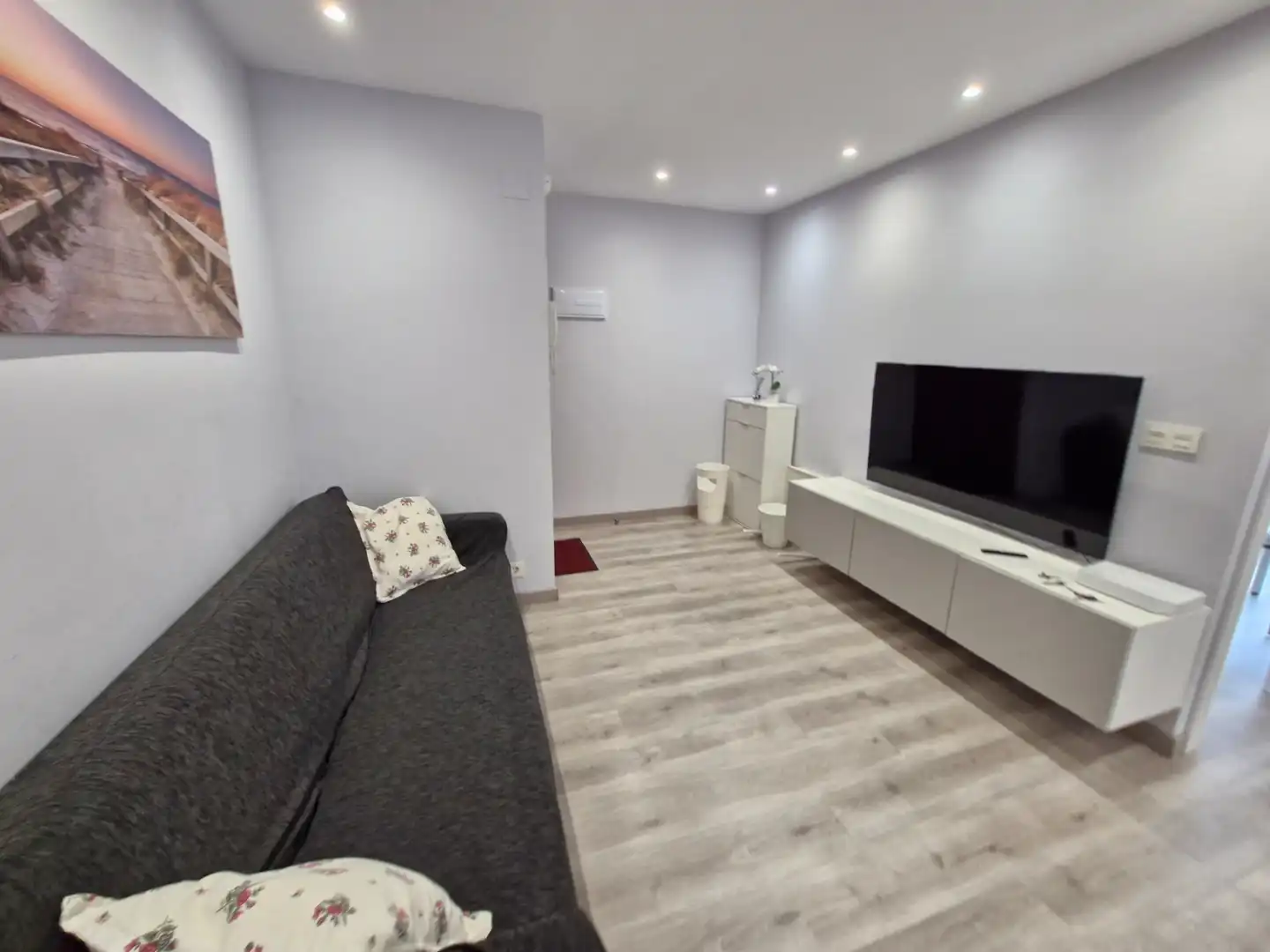 Flat for rent in Bilbao   with Heating, Furnished and Oven