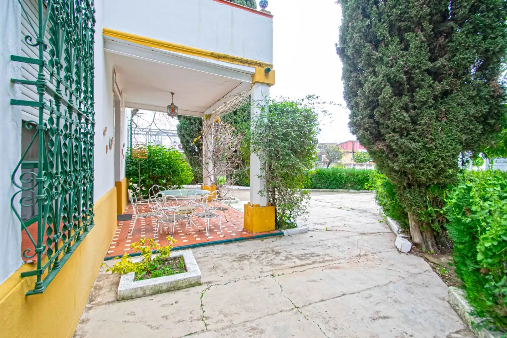 Jardí de Casa o xalet en venda en Espartinas amb Jardí privat, Terrassa i Traster