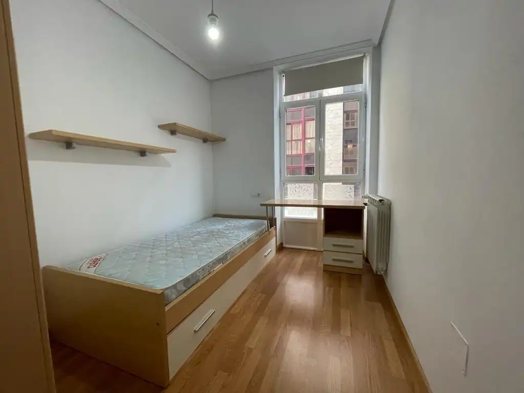 Bedroom of Apartments for rent in Ponferrada  with Heating, Furnished and Balcony