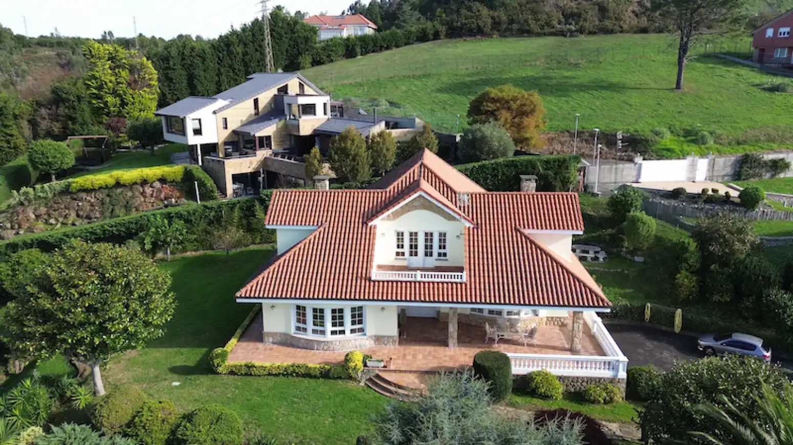 Vista exterior de Casa o xalet en venda en Gijón  amb Calefacció, Parquet i Terrassa