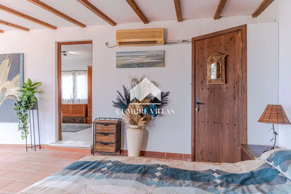 Country house zum Verkauf in Torrenueva Costa mit Privatgarten, Terrasse und Abstellraum