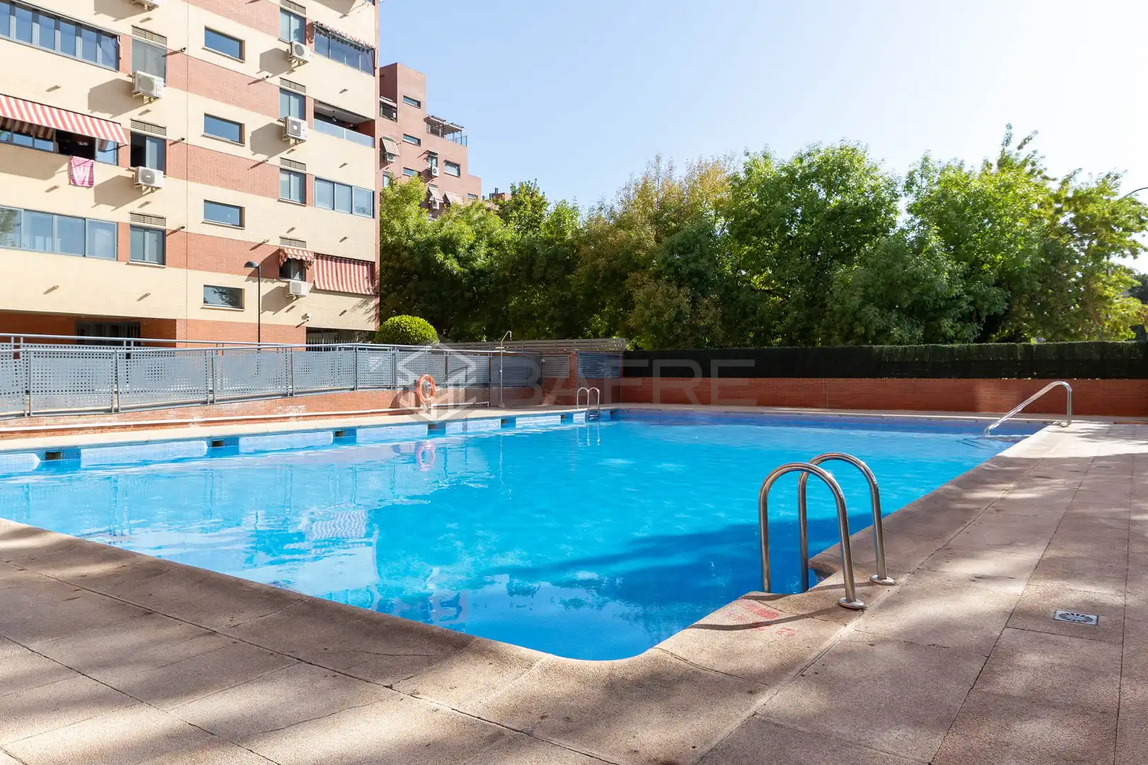 Piscina de Pis en venda en Madrid amb Aire condicionat, Calefacció i Traster