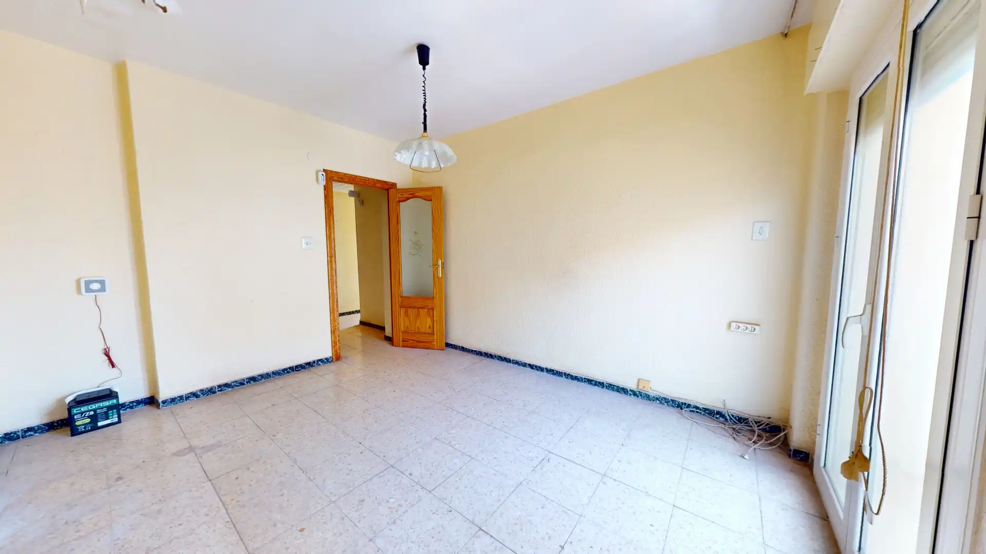 Sala d'estar de Pis en venda en Sax amb Balcó