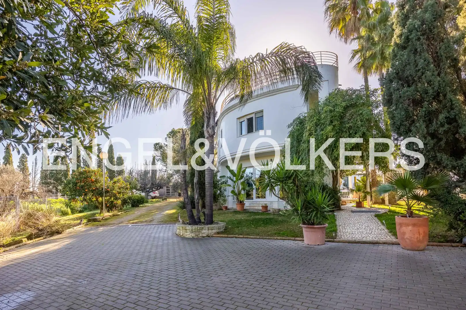 Exterior view of Houses for sale in Valencina de la Concepción  with Air Conditioner, Heating and Private garden