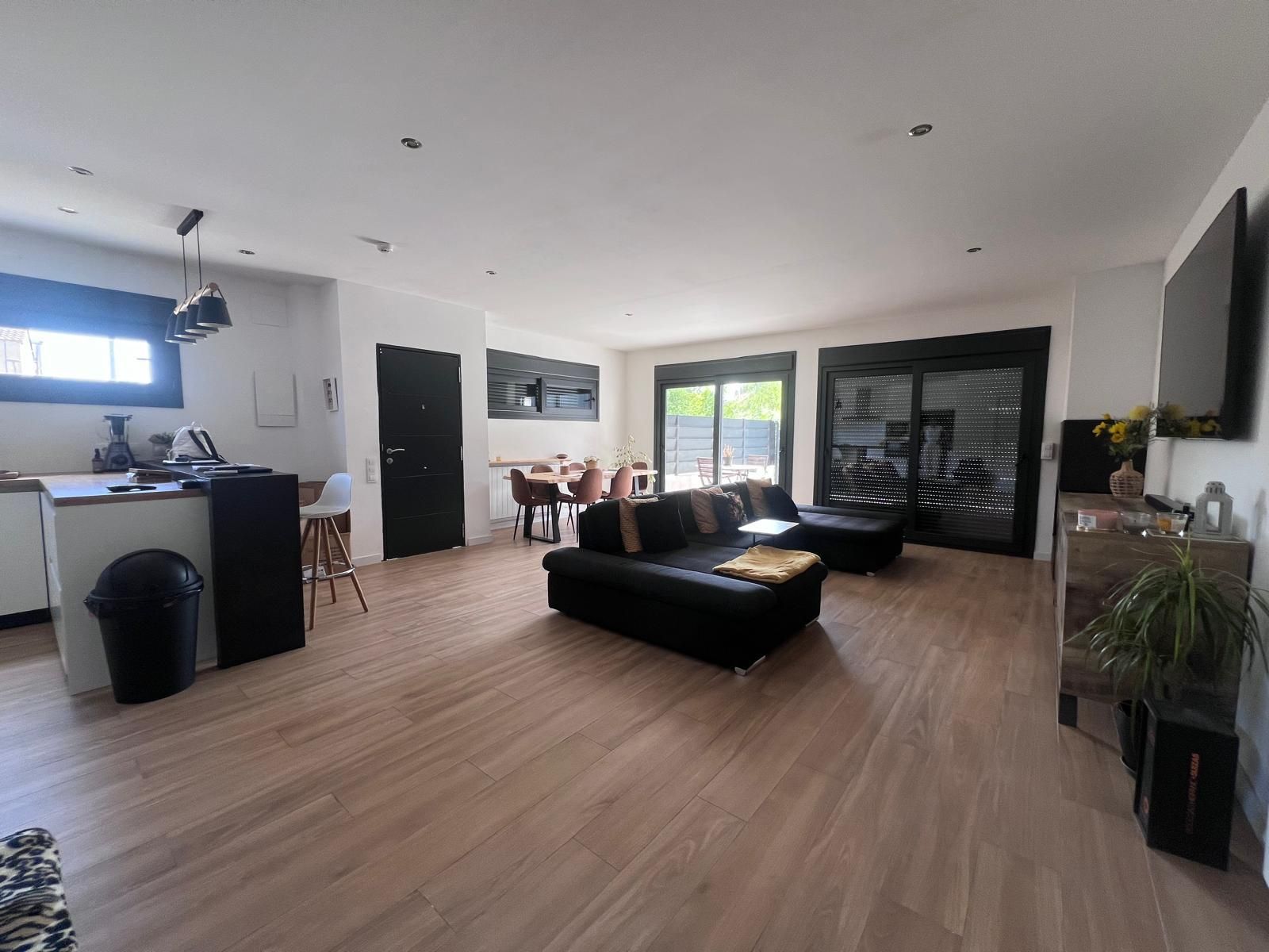 Sala d'estar de Casa o xalet en venda en Sant Pere de Riudebitlles amb Aire condicionat, Calefacció i Jardí privat