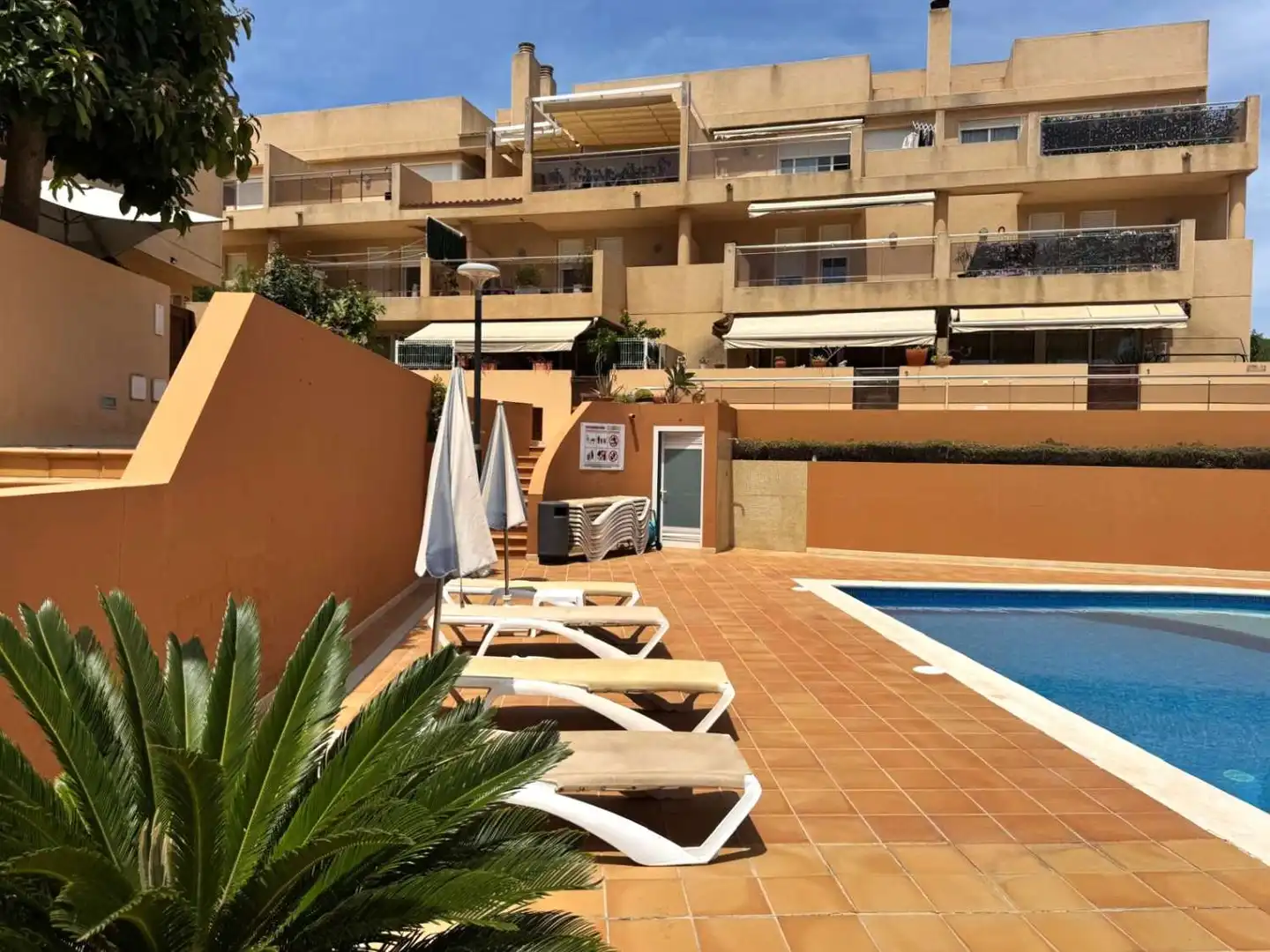 Swimming pool of Ground floor for sale in Eivissa  with Air Conditioner, Heating and Terrace