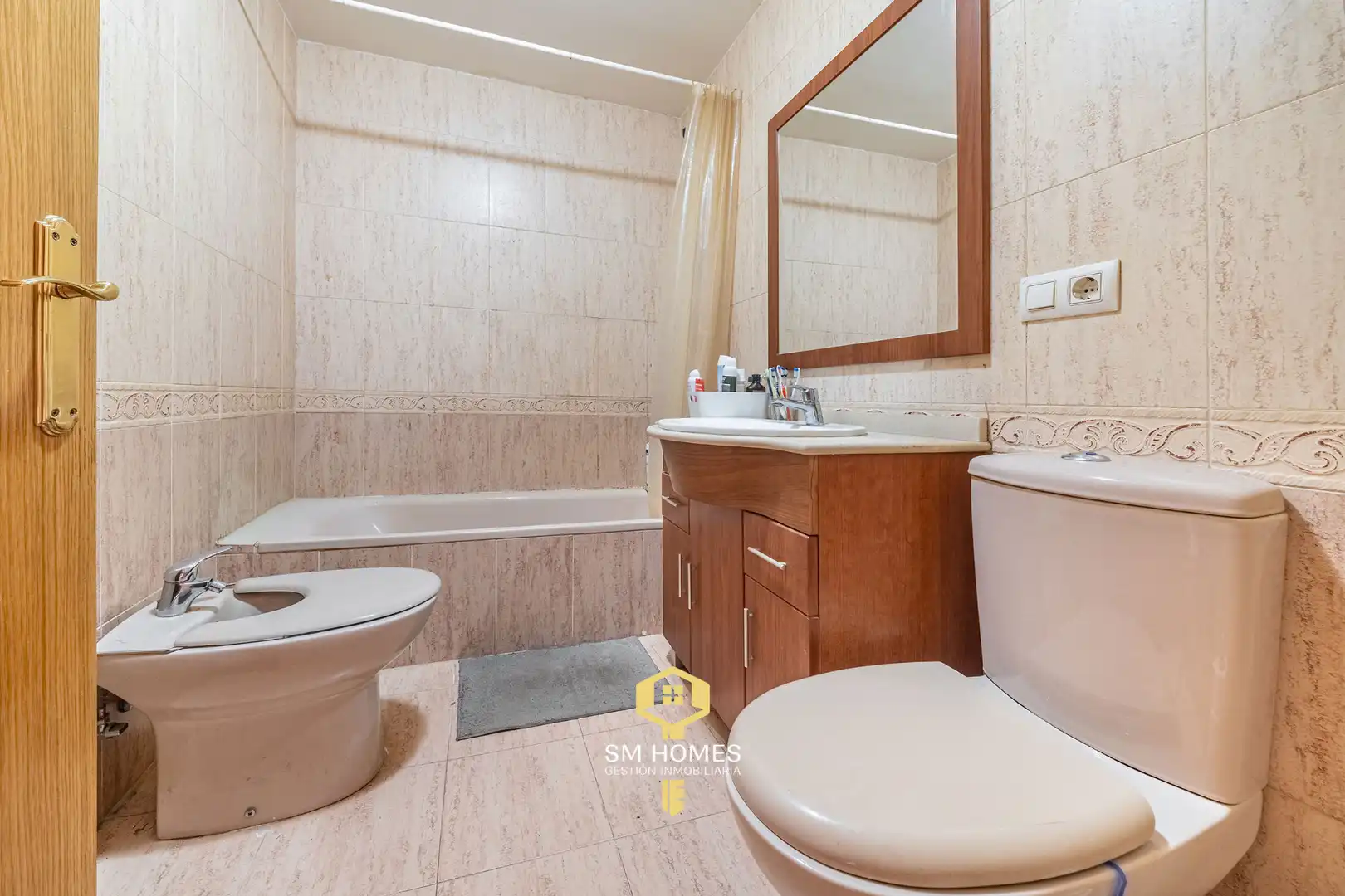 Exterior view of Flat for sale in Mejorada del Campo  with Air Conditioner, Heating and Storage room
