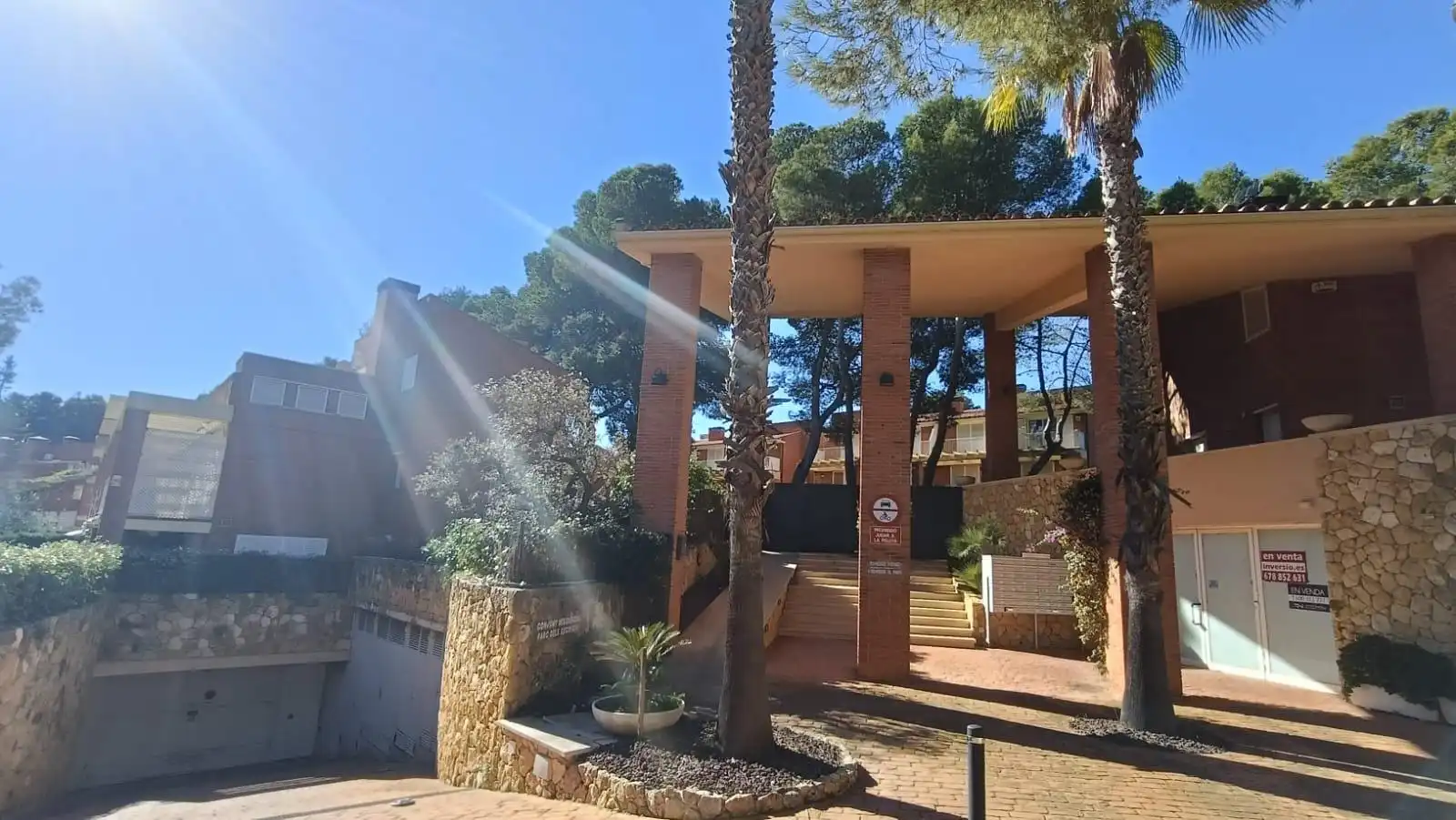 Vista exterior de Local en venda en Tarragona
