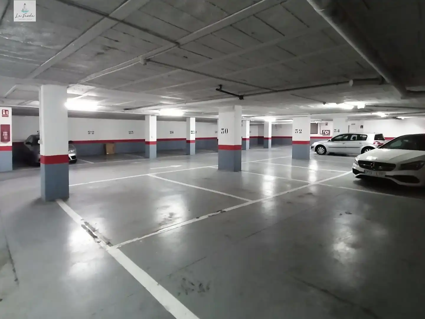 Parking de Estudio en venta en Benalmádena con Aire acondicionado, Calefacción y Jardín privado
