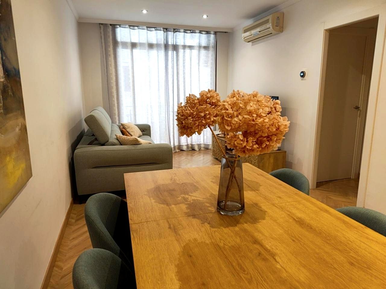 Sala d'estar de Pis en venda en Badalona amb Aire condicionat, Calefacció i Traster