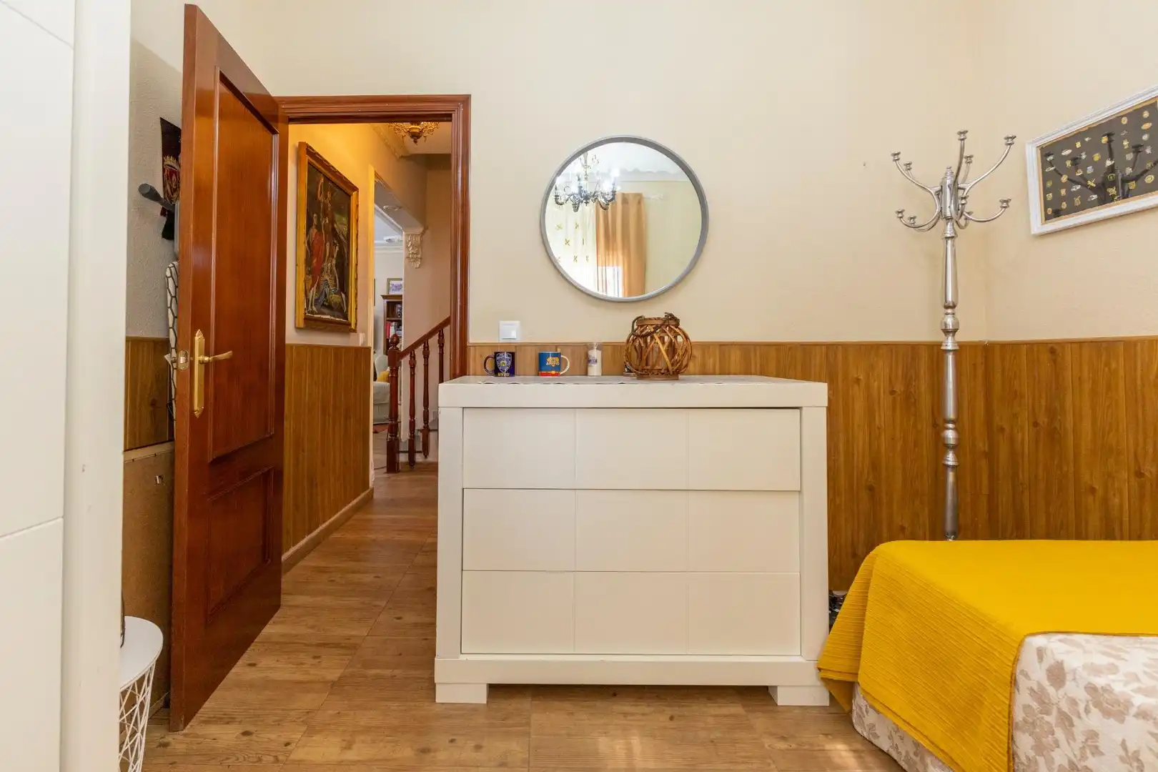 Habitación de Casa adosada en venta en Guillena con Aire acondicionado, Calefacción y Terraza