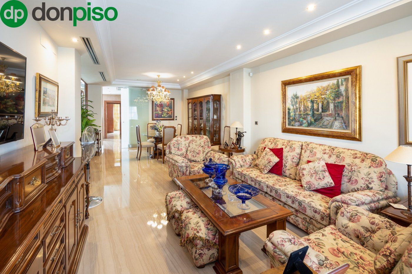 Sala de estar de Casa o chalet en venta en  Granada Capital con Aire acondicionado, Terraza y Piscina