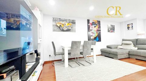 Foto 3 de Piso en venta en Calle Cuba, La Calzada, Gijón