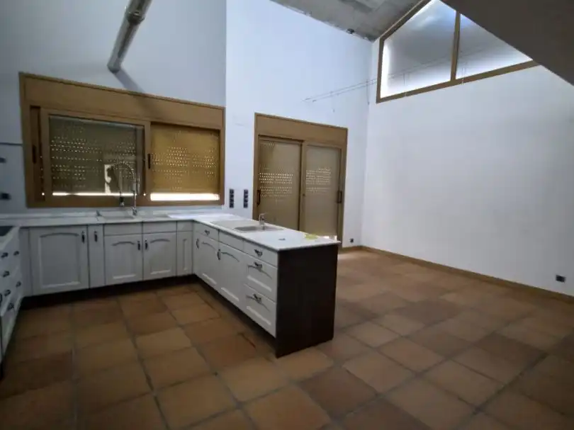 Detached house with garden for sale in Carrer Segrià 25, imagen 10