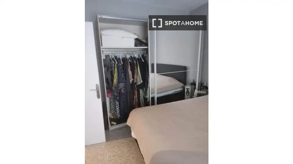 Habitació a La Maternitat i Sant Ramon