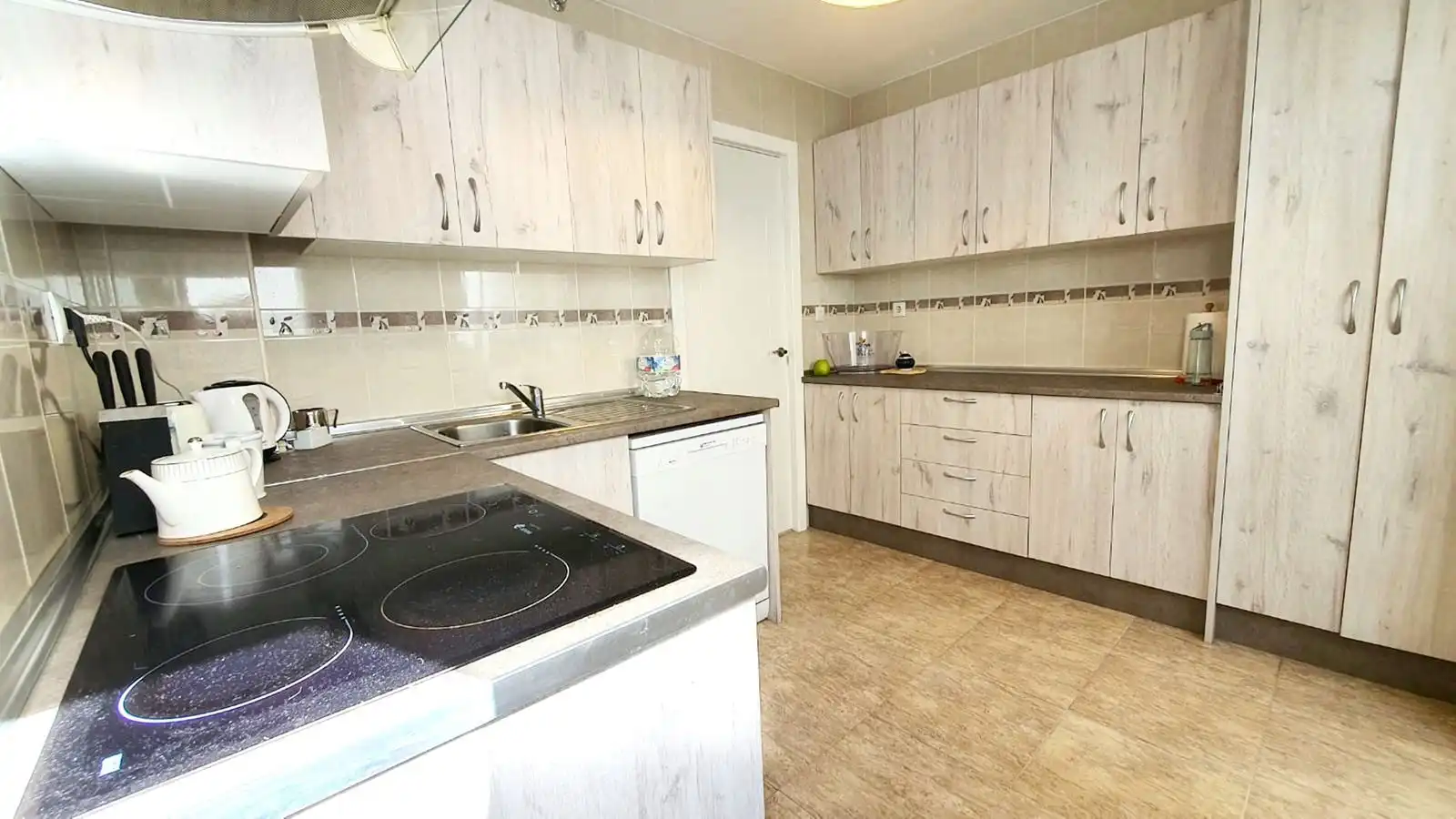 Apartamento con ascensor en venta en Calle Martínez Catena, imagen 3