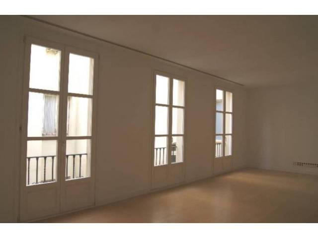 Oficina en Alquiler en de la Castellana en Almagro