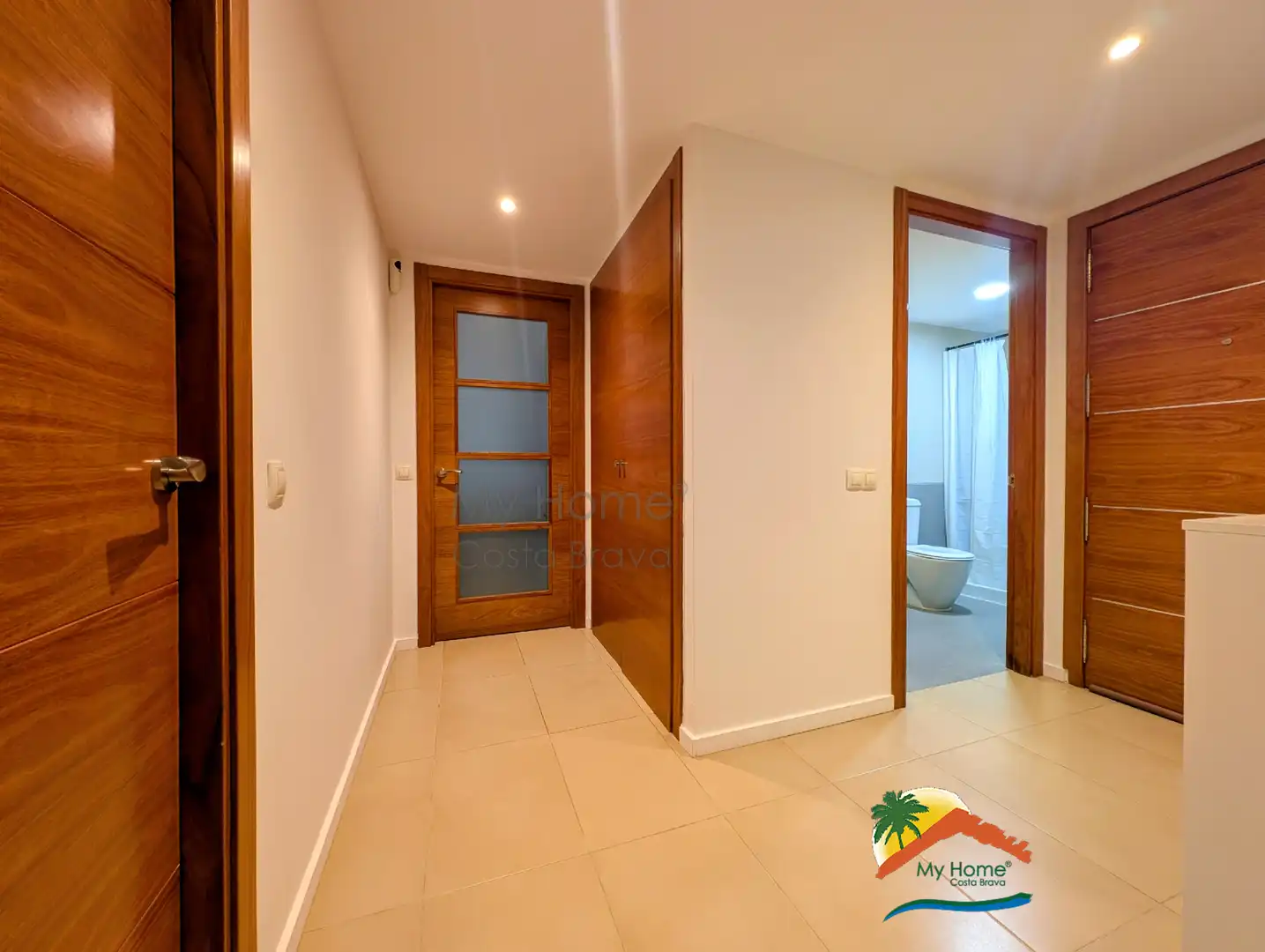 Wohnung zum Verkauf in Lloret de Mar mit Klimaanlage, Heizung und Möbliert
