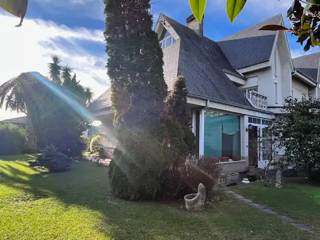 Vista exterior de Casa adosada en venta en Piélagos con Calefacción, Jardín privado y Terraza