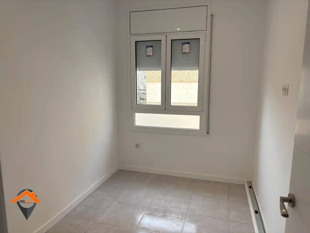 Schlafzimmer von Wohnung zum Verkauf in Sabadell mit Klimaanlage, Heizung und Terrasse