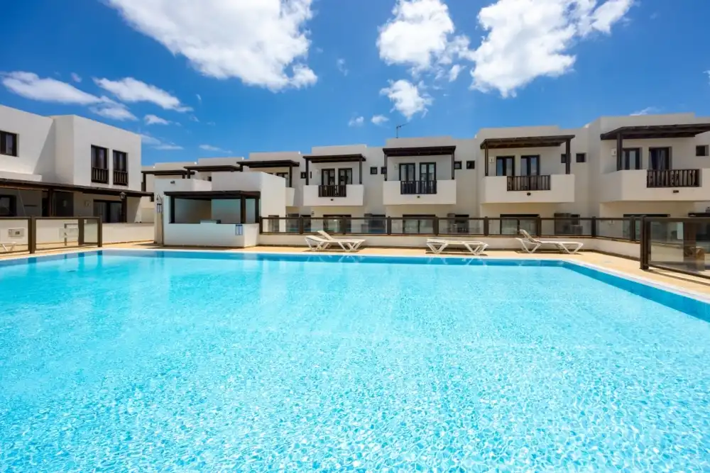Piscina de Casa o xalet en venda en Yaiza amb Terrassa
