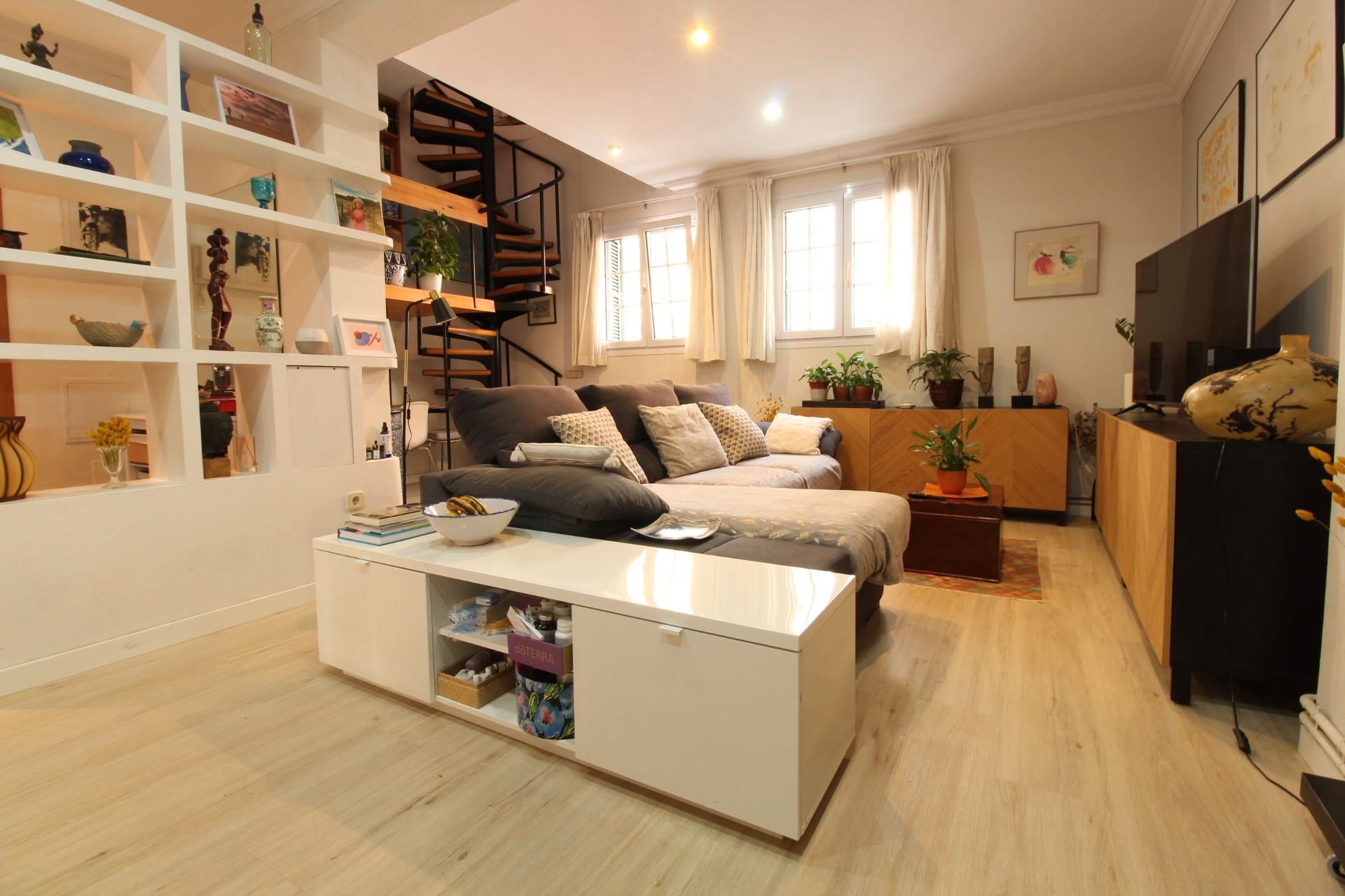 Living room of Planta baja for sale in  Palma de Mallorca  with Air Conditioner, Heating and Parquet flooring