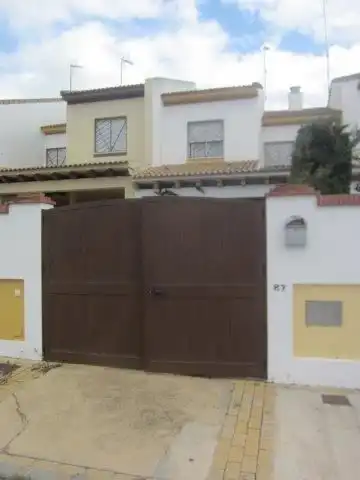Chalet en alquiler en Urbasur, imagen 3