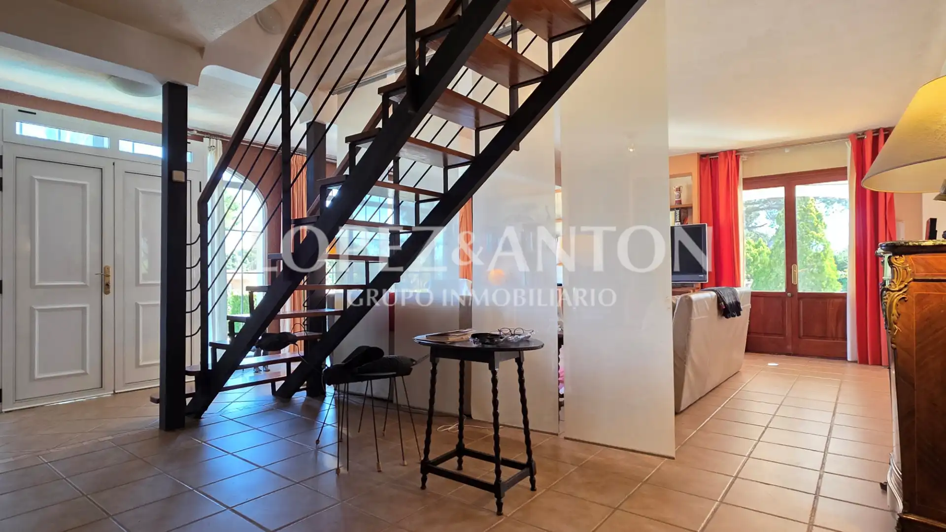 Houses for sale in L'Eliana  with Air Conditioner, Heating and Private garden