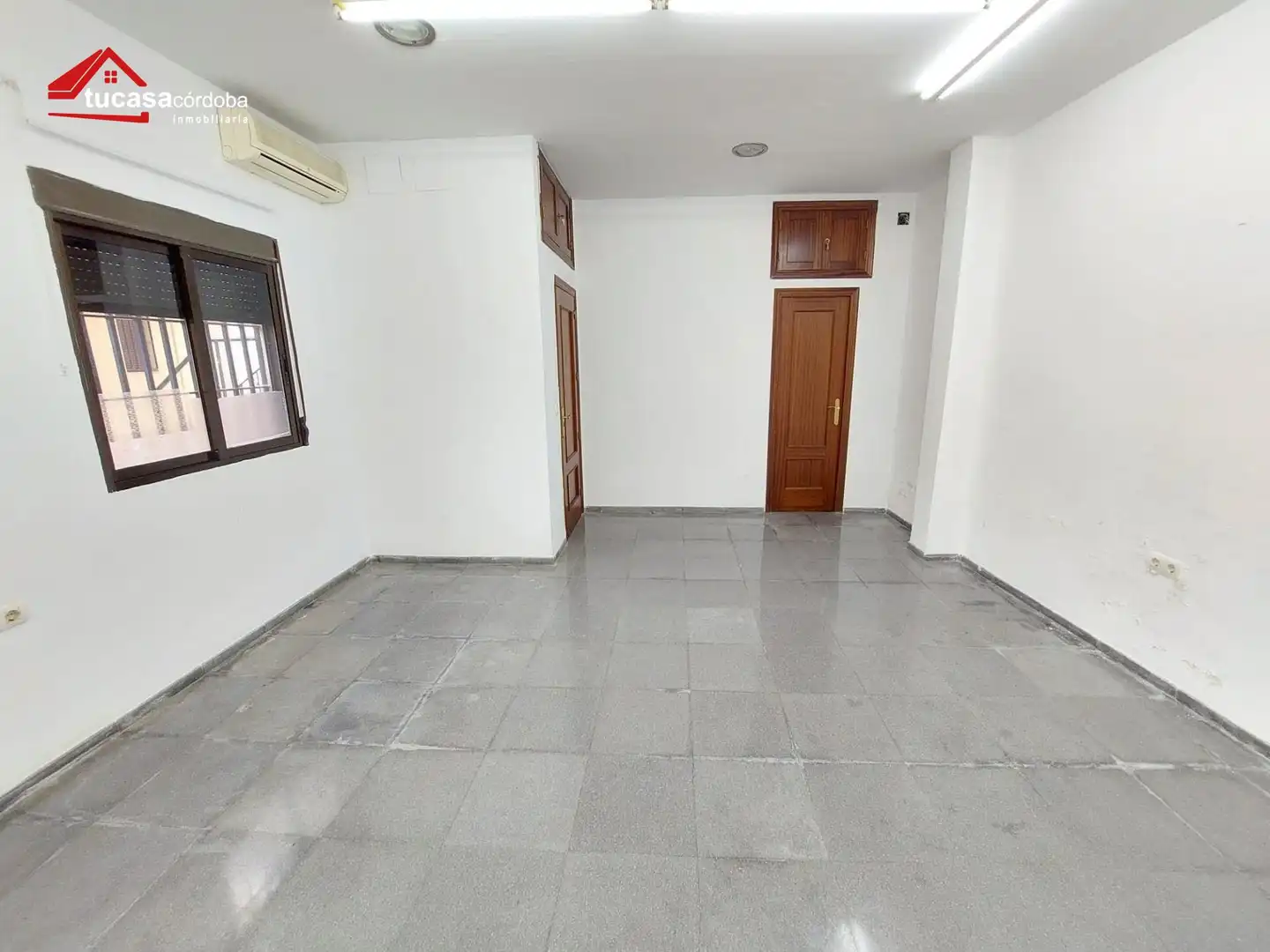Geschaftsraum zum Verkauf in  Córdoba Capital mit Klimaanlage
