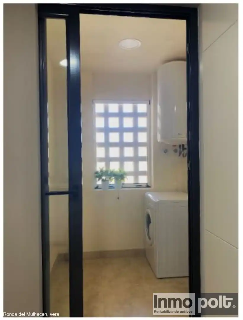 Badezimmer von Wohnung zur Miete in Vera mit Klimaanlage, Heizung und Privatgarten