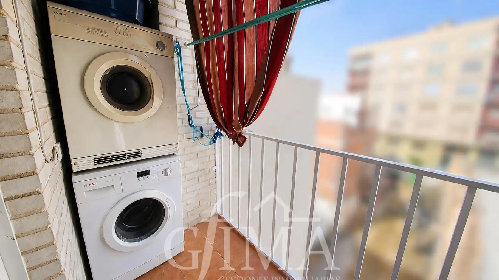 Balcony of Attic for sale in Tomelloso  with Heating, Terrace and Furnished