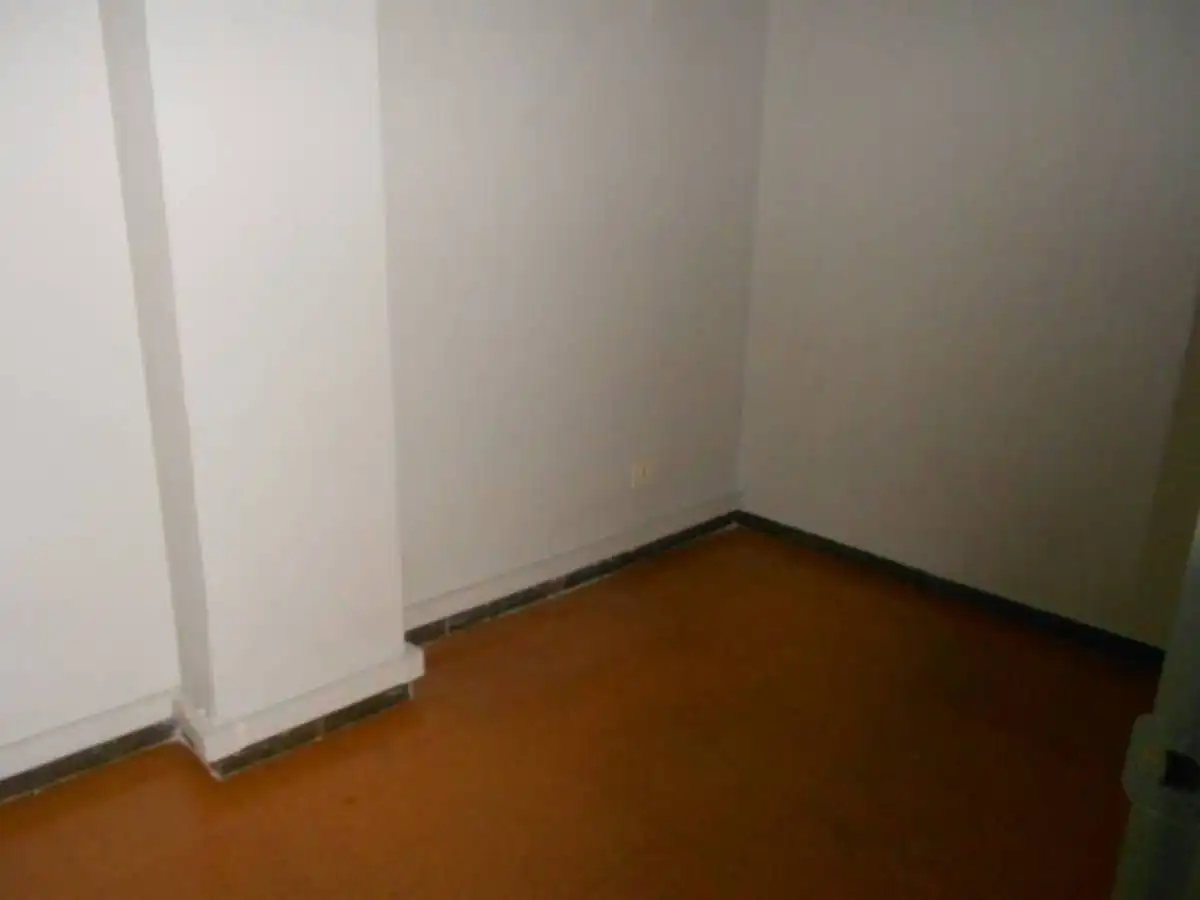 Office space to rent in Centre - Passeig i Rodalies, imagen 4