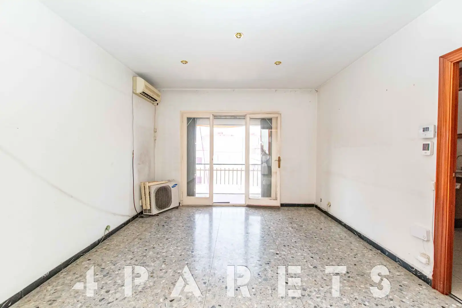 Sala de estar de Piso en venta en Mataró con Aire acondicionado, Calefacción y Balcón