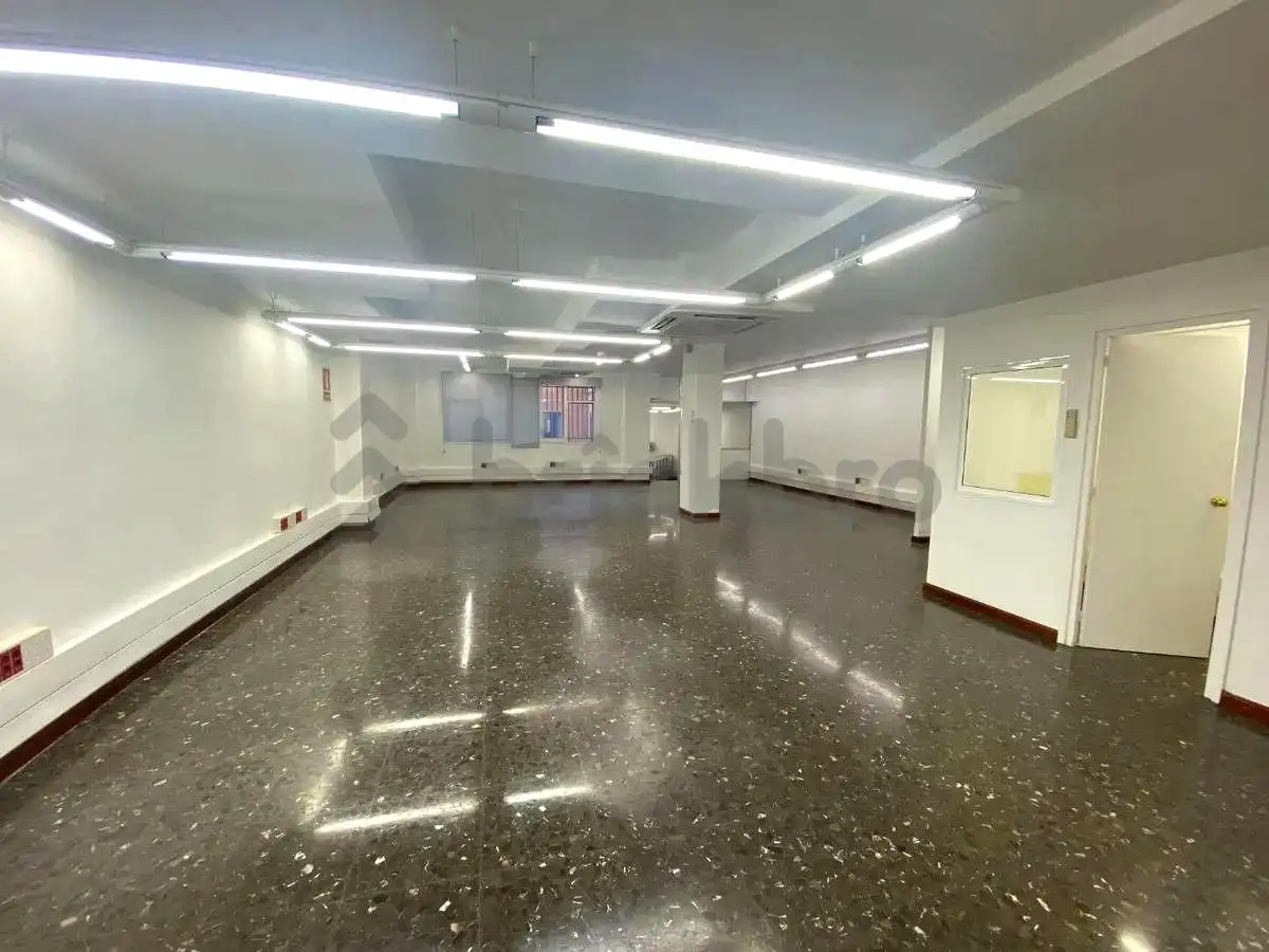 Oficina en venta en Barcelona con Aire acondicionado y Calefacción