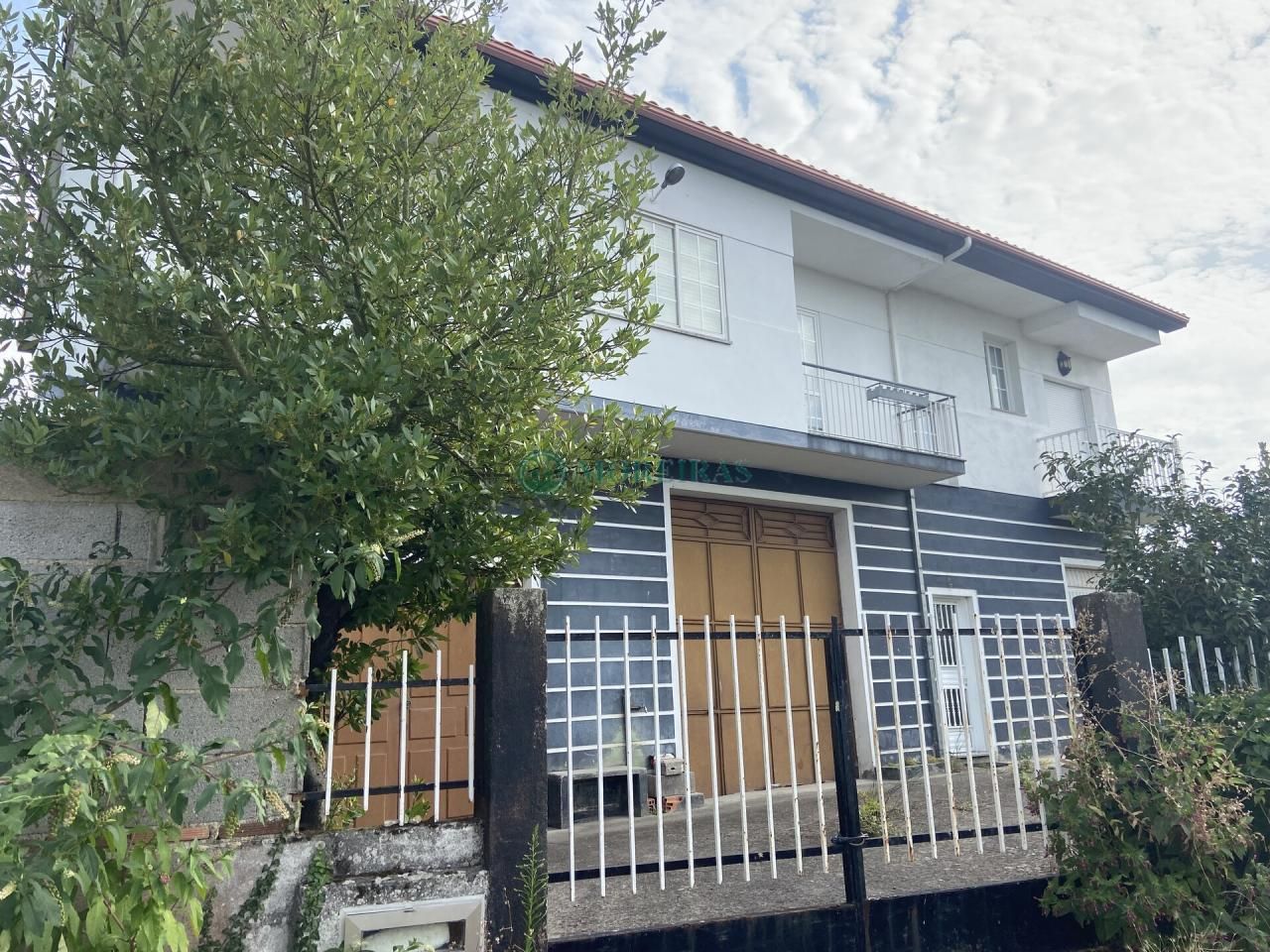 Vista exterior de Casa o xalet en venda en Ourense Capital  amb Calefacció, Jardí privat i Terrassa