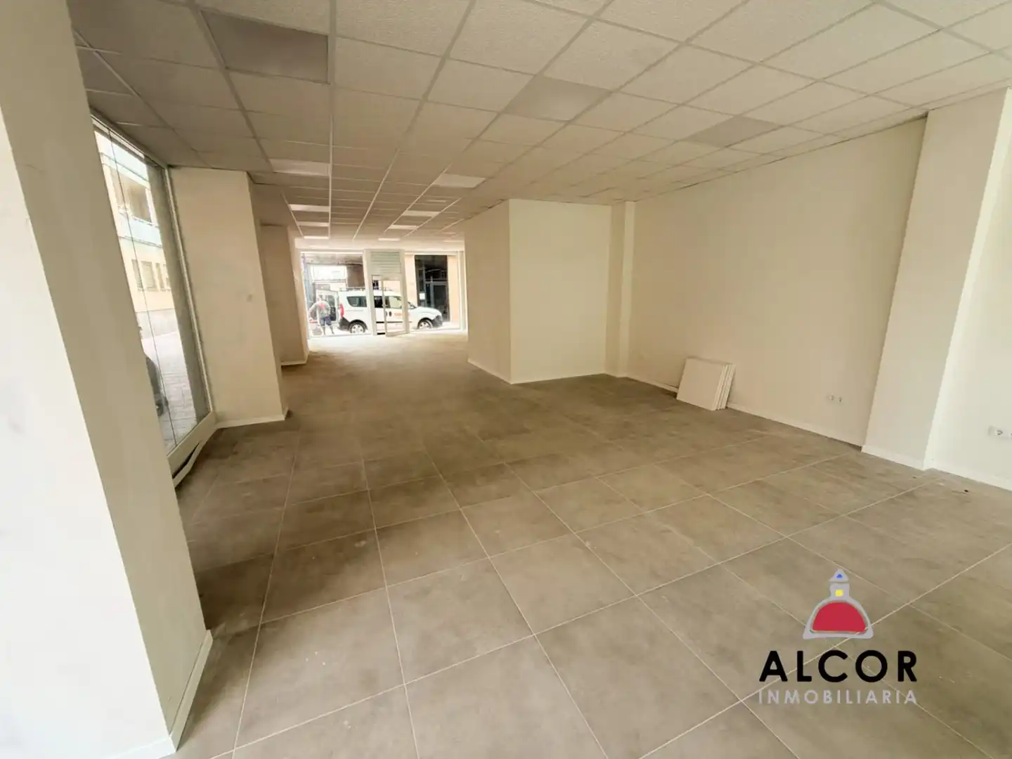 Local comercial en alquiler en Pueblo, imagen 3