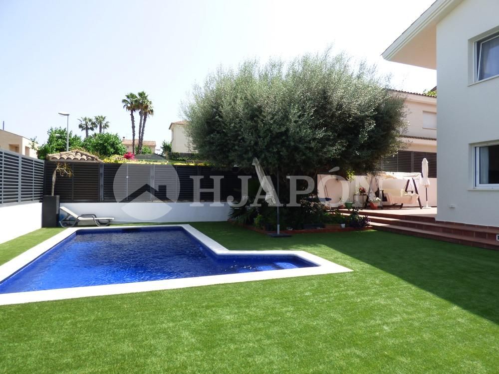 Garden of House or chalet for sale in Alella  with Air Conditioner, Heating and Private garden