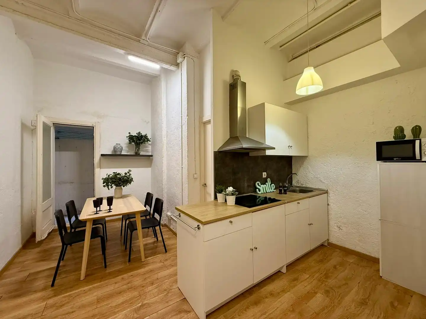 Flat for sale in Carrer de Gomis 72, imagen 2