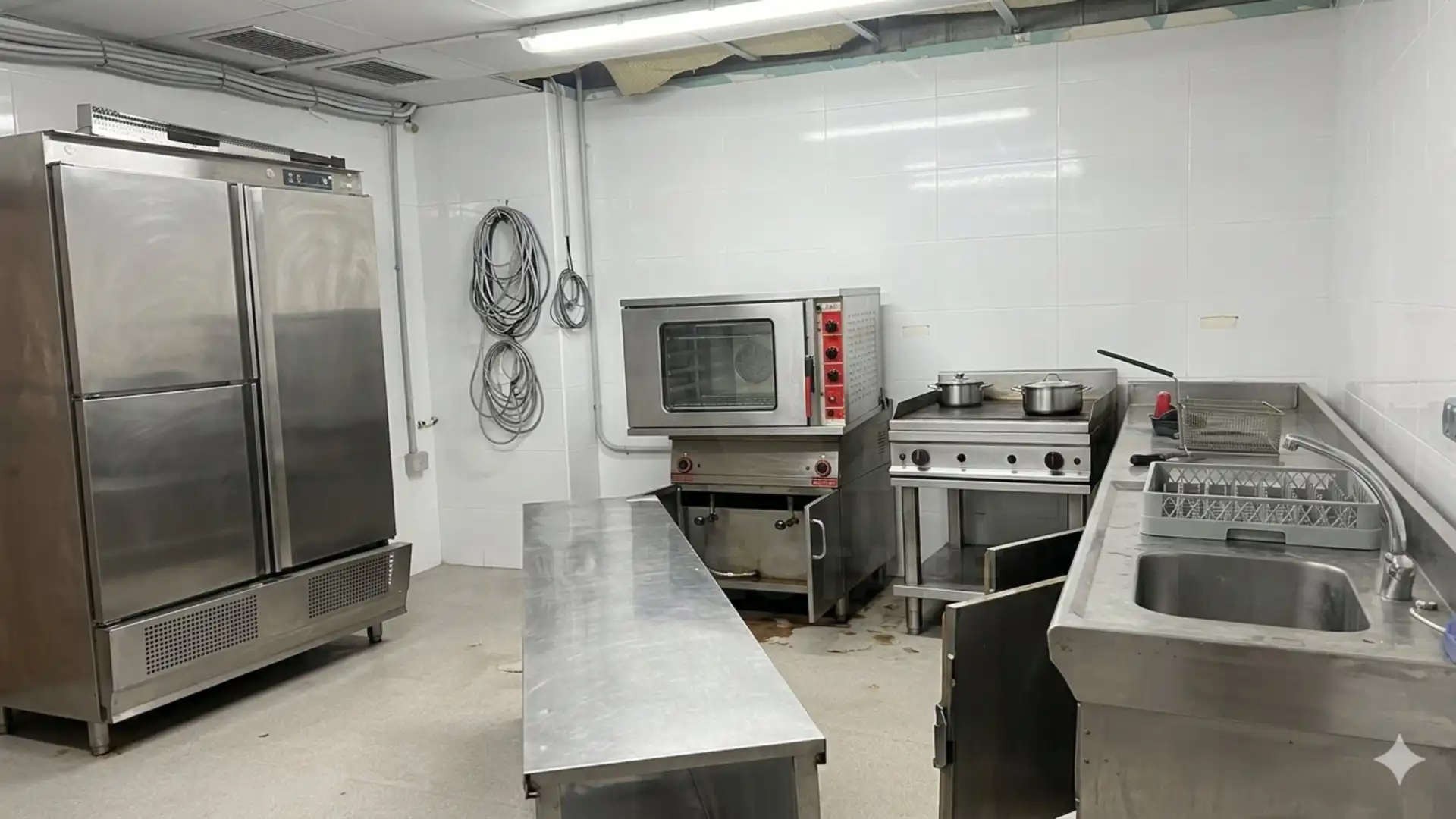Business premises for sale in Calle SIERVAS DE JESUS 14 14, imagen 3