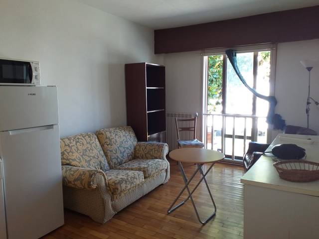 Piso en Alquiler en Rúa dos Pelamios en Campus Norte - San Caetano