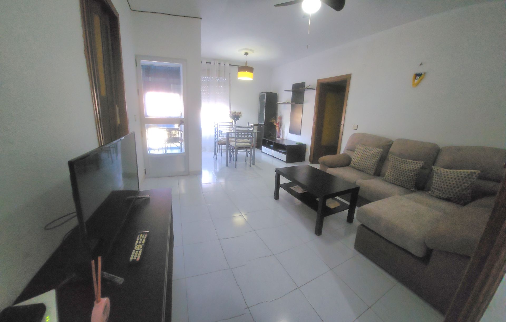 Living room of Flat for sale in  Granada Capital  with Terrace and Furnished