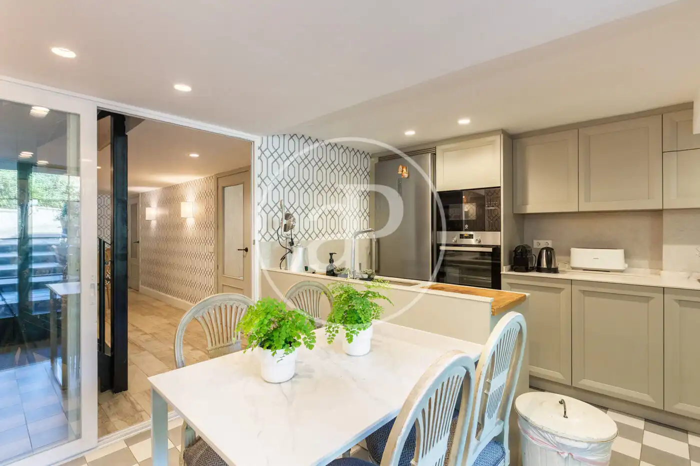 Cocina de Casa adosada en venta en La Moraleja con Aire acondicionado, Calefacción y Jardín privado