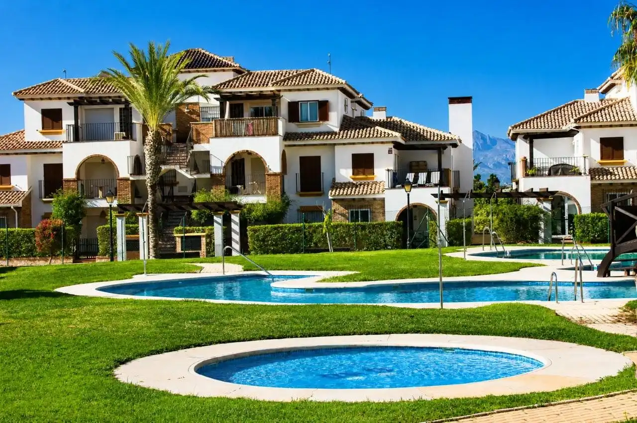 Apartment with pool for sale in Calle Tomillo