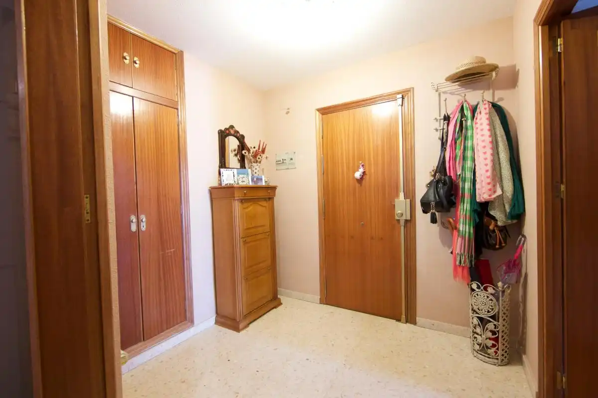 Habitación en Poniente-Norte - Miralbaida - Parque Azahara