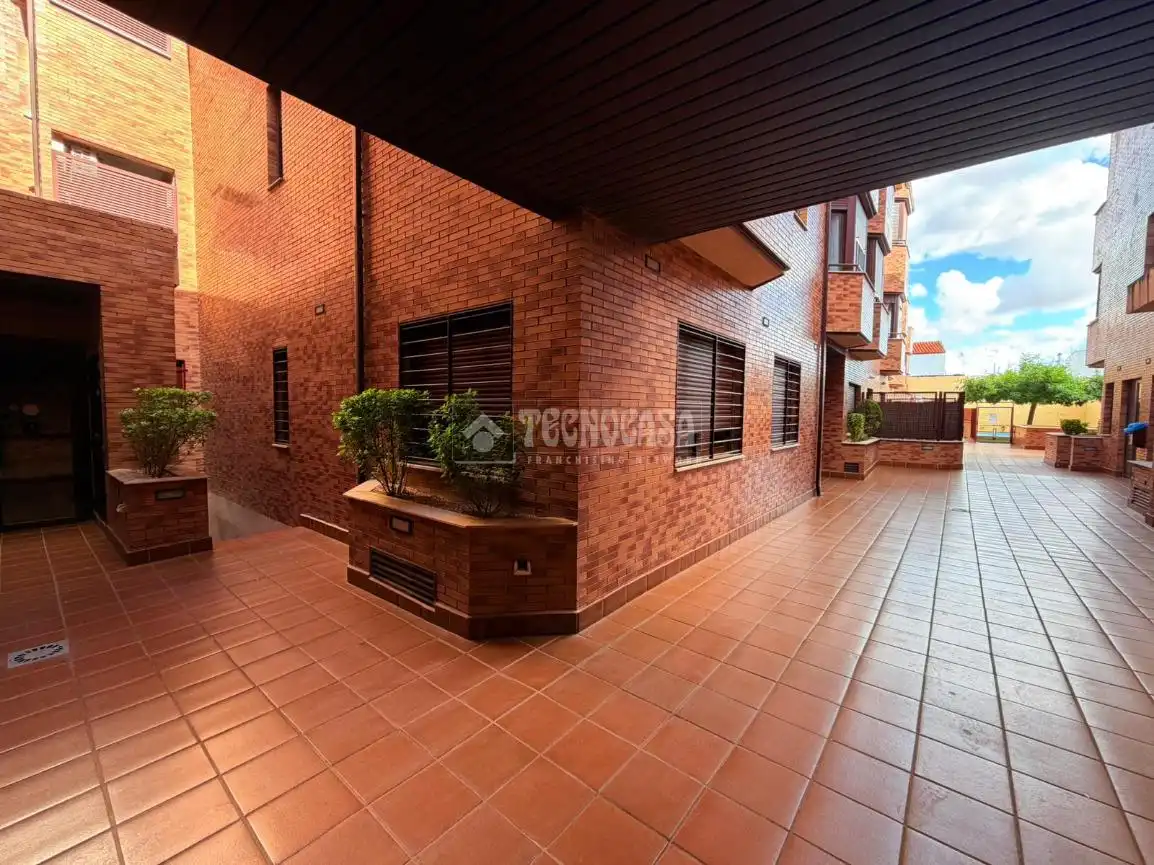 Terraza de Piso en venta en Valdepeñas con Aire acondicionado, Calefacción y Terraza